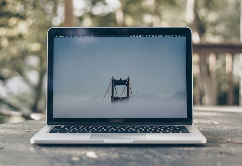 ASUS ExpertBook B9 OLED